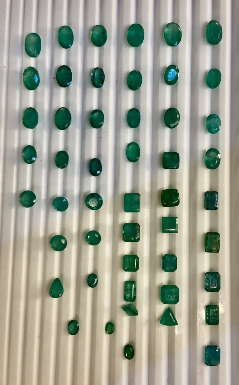 Thác Khói Xông Trầm Hương Chảy Ngược (thác Khói Chảy Xuống Từ Trên Núi), Ms 00003 (sao Chép) Thác Khói Xông Trầm Hương Chảy Ngược (thác Khói Chảy Xuống Từ Trên Núi), Ms 00003 (sao Chép)